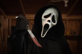 Scream-2022-Ghostface-Bloody-Disgusting-hidden-watermark.jpeg