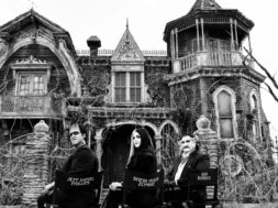 the-munsters-rob-zombie-movie-scaled-e1646862434508.jpg