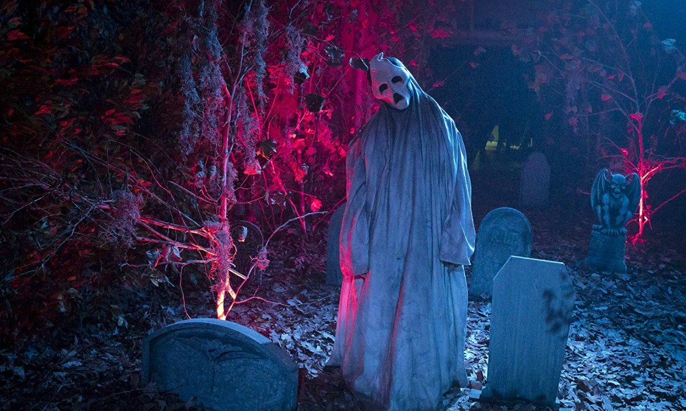 ‘Haunt’ – Escaping Literal and Metaphorical Haunted Houses in the 2019 Slasher Movie [Young Blood]