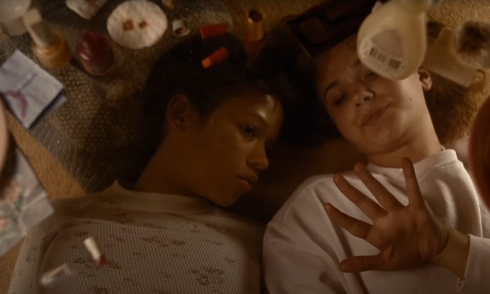 ‘Bones and All’ Red Band Clip: A Cannibal’s First Sleepover Turns Violent and Bloody
