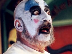 Sid-Haig-Captain-Spaulding-House-of-1000-Corpses.jpg