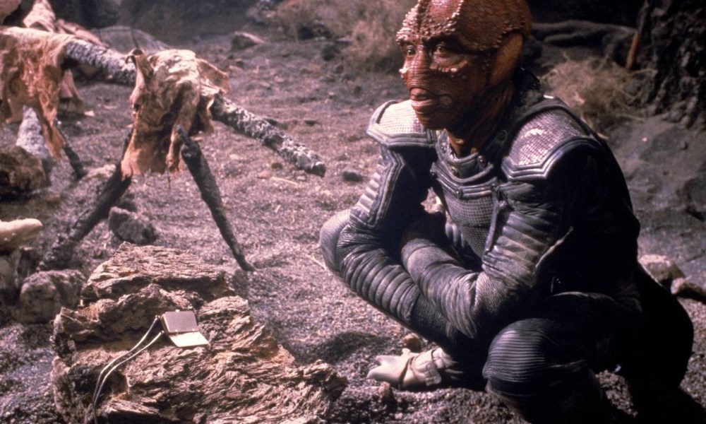 ‘Enemy Mine’ Remake on the Way With “Star Trek: Picard” Showrunner Set to Write