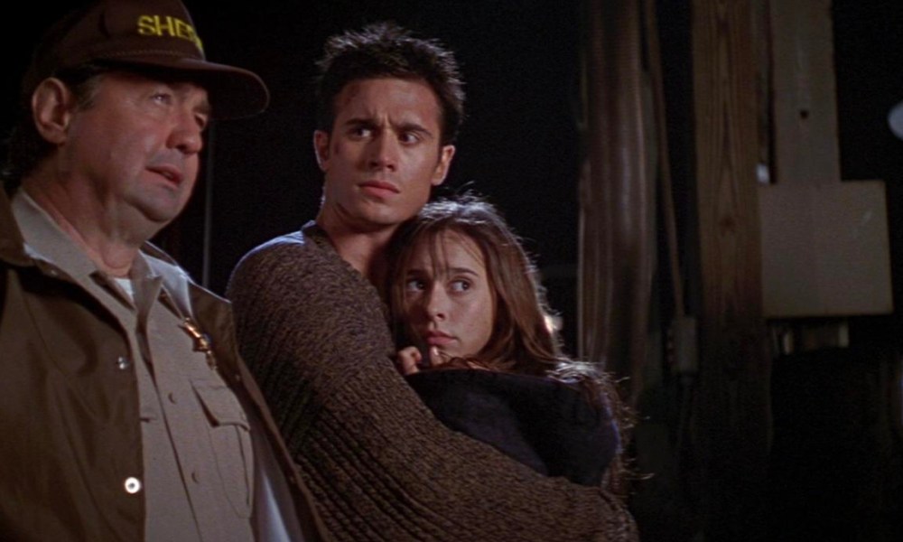 Freddie Prinze Jr. Confirms Ray & Julie Aren’t the Main Characters in ‘I Know’ Legacy Sequel