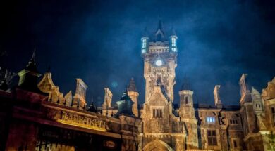 Dark-Universe-Frankenstein-Manor-at-night-1-1024×768.jpg