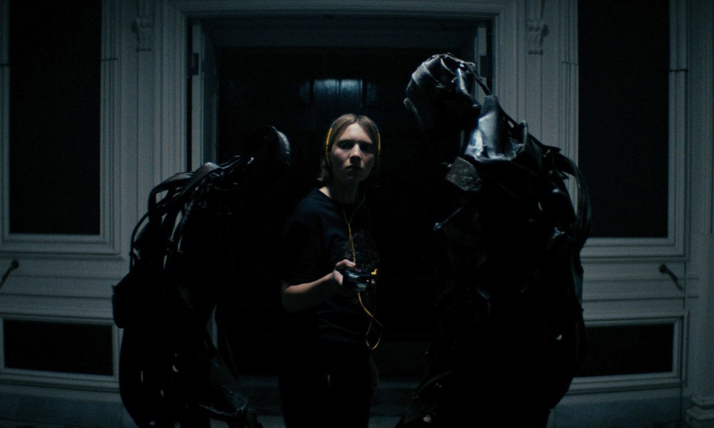 ‘Antlers’ Writer Henry Chaisson Makes Directorial Debut on Gothic Thriller ‘Recluse’