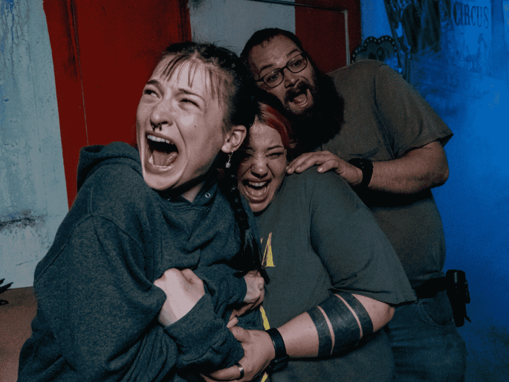 Hanna Haunted Acres screaming patrons